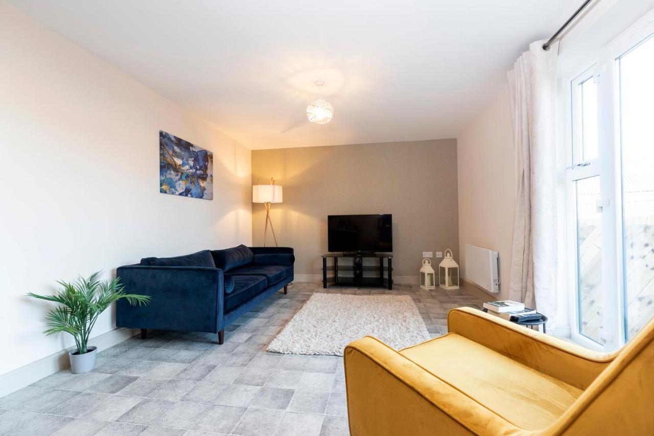 Avery House 2 - Two Bedroom With Outdoor Terrace By Bpne Darlington  Zewnętrze zdjęcie