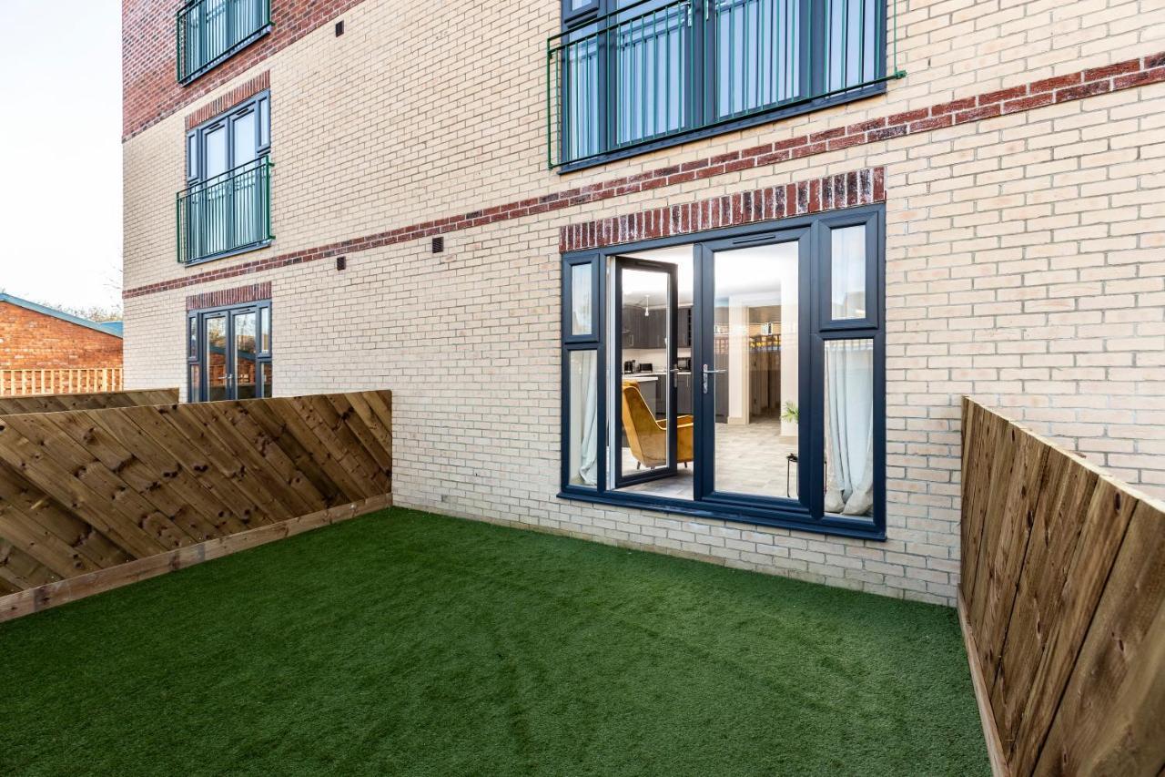 Avery House 2 - Two Bedroom With Outdoor Terrace By Bpne Darlington  Zewnętrze zdjęcie